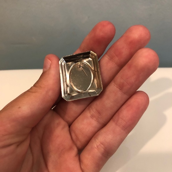 Silver earrings with purple stone - Picture 3 of 6